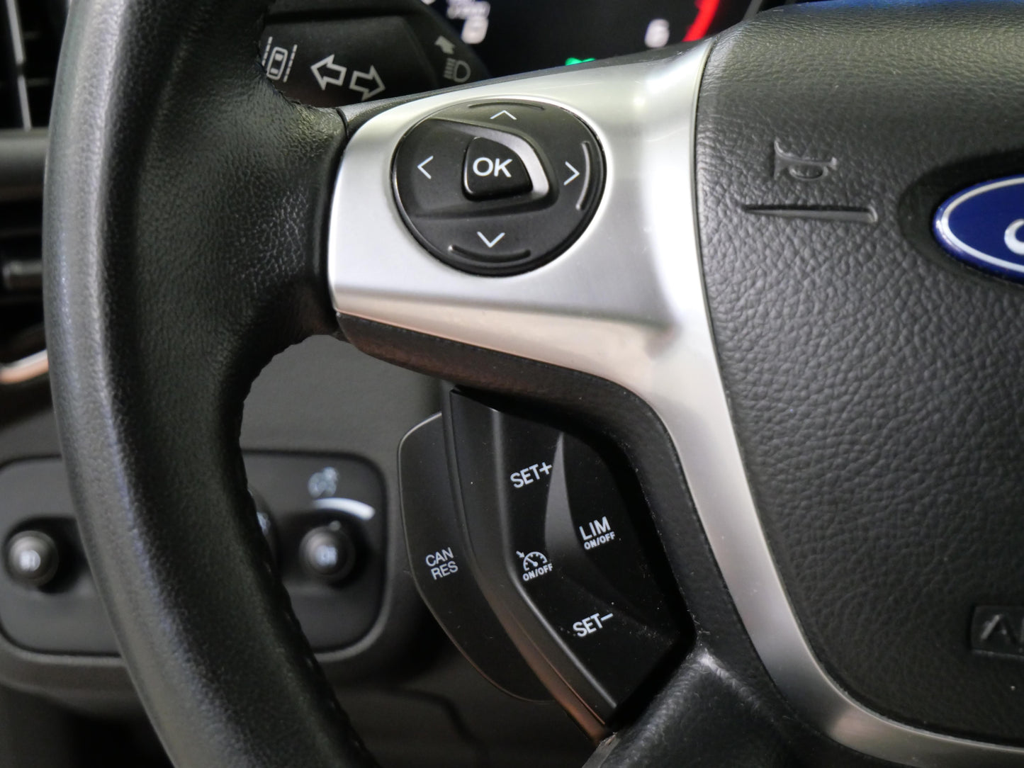 Ford Kuga 2.0 TDCI 120 kW 4x4 Titanium