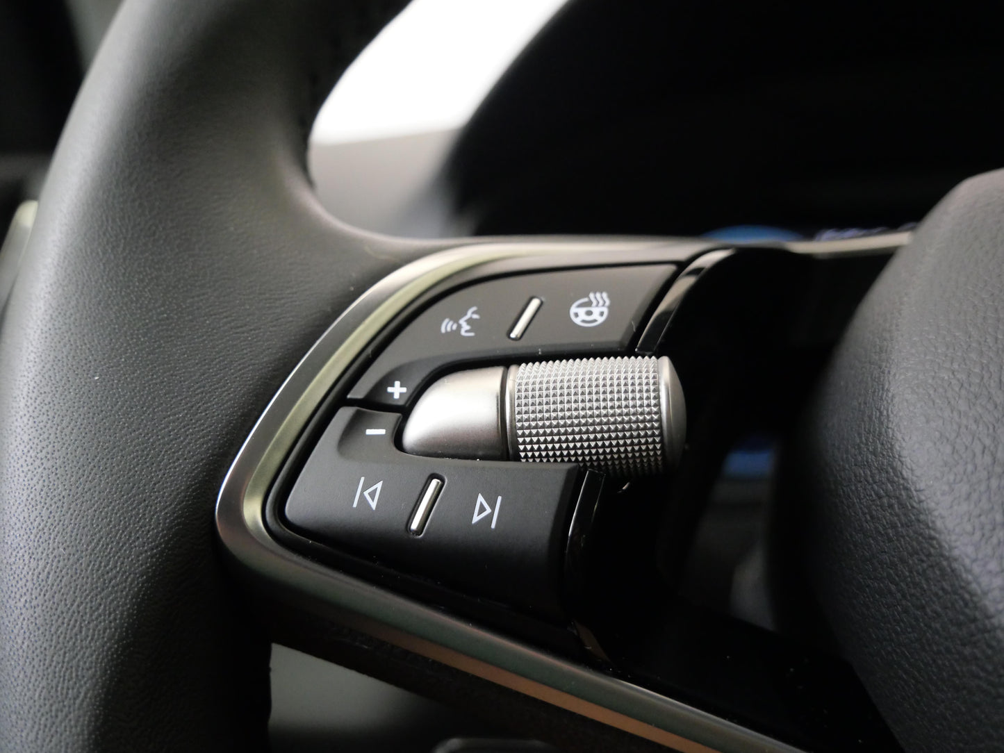Škoda Karoq 1.5 TSI 110 kW Top Selection