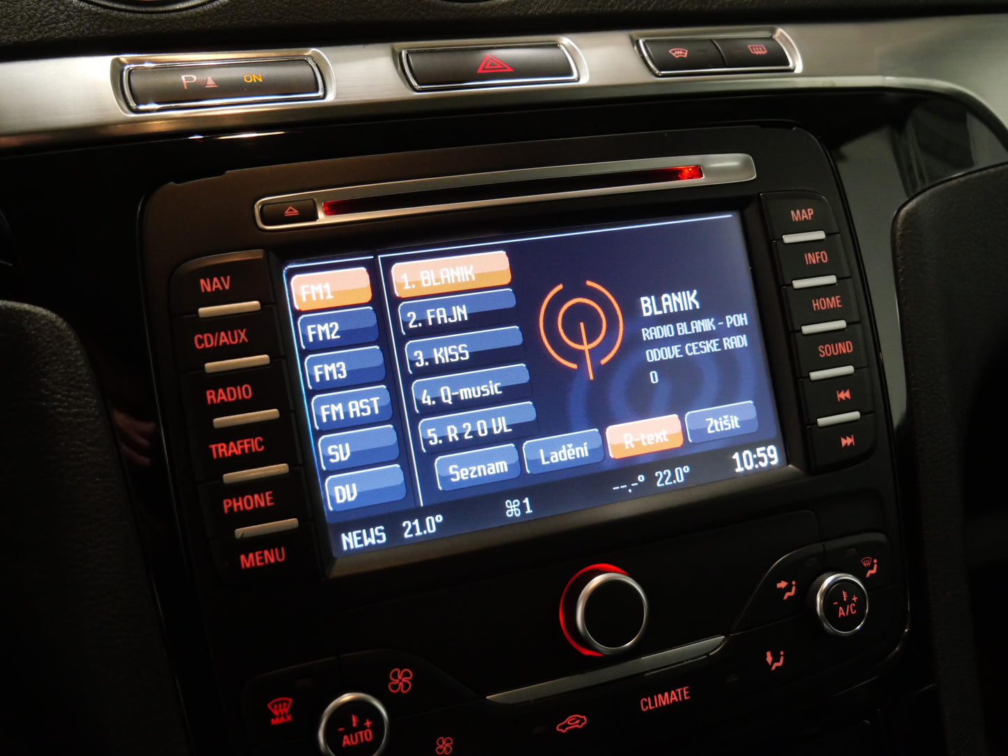 Ford Galaxy 2.0 TDCI 100 kW Titanium