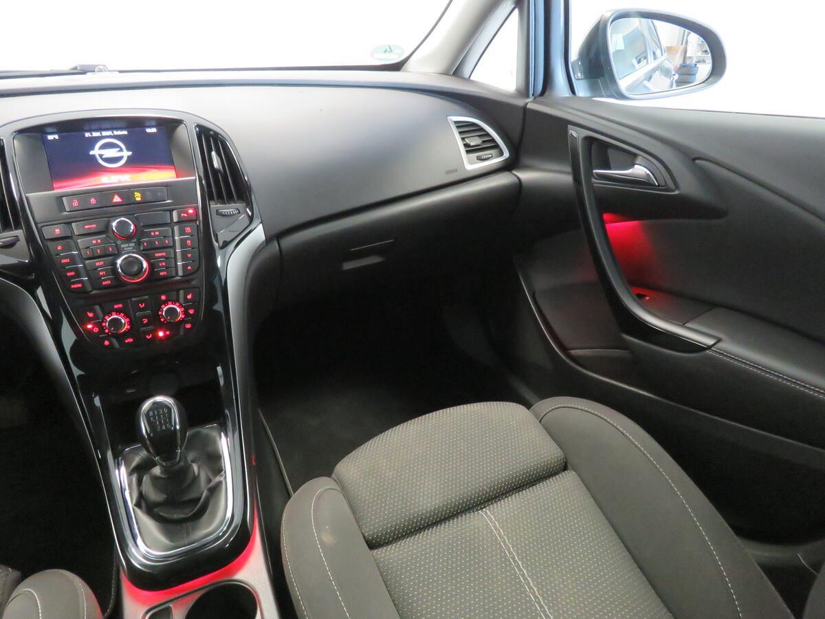 Opel Astra 1.6 CDTI 100kW Exklusiv