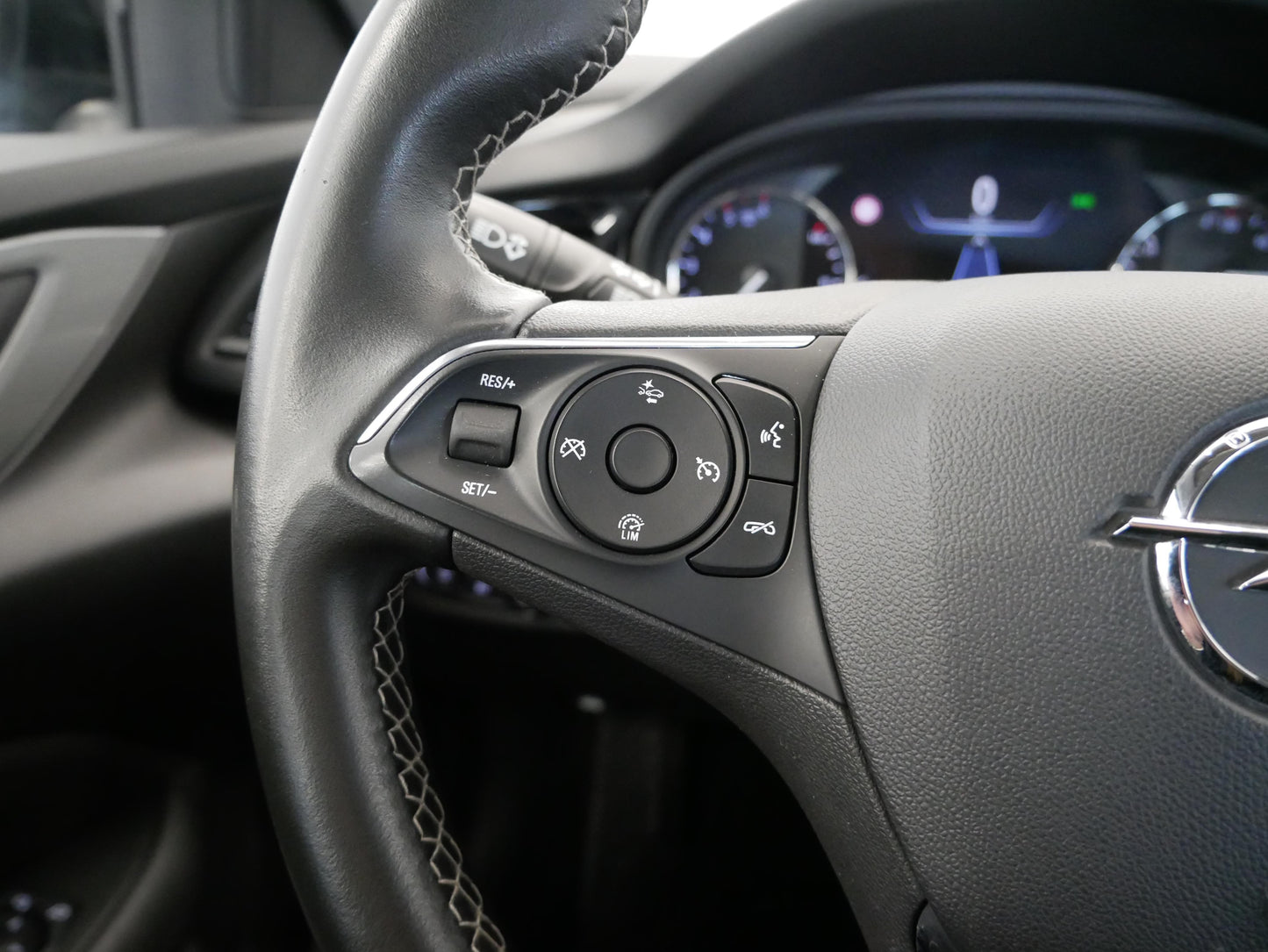 Opel Insignia 1.6 CDTi 100 kW AT