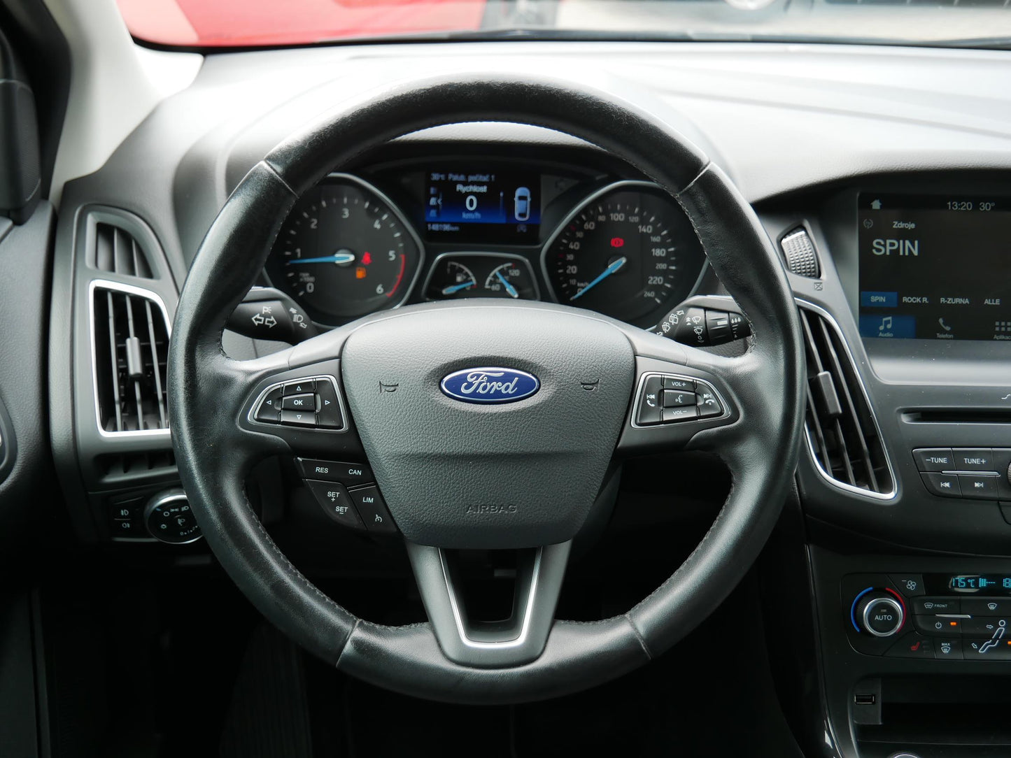 Ford Focus 2.0 TDCI 110 kW Titanium