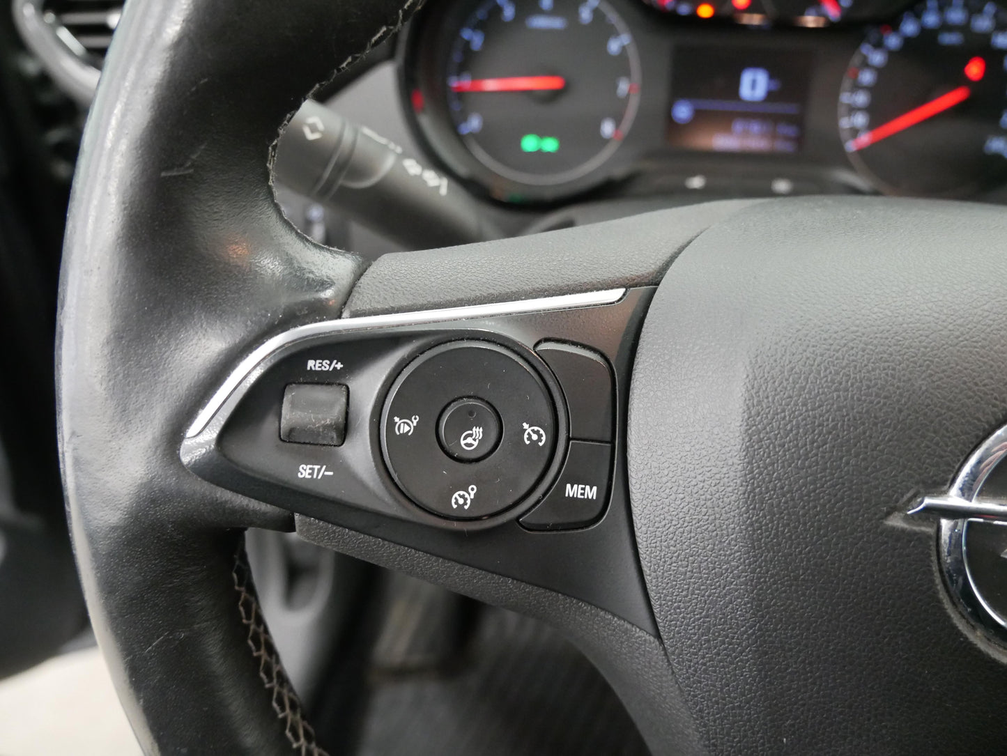 Opel Ostatní 1.2i 60 kW Edition