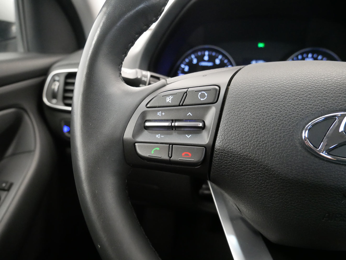 Hyundai i30 1.0 T-GDI 88 kW Trikolor