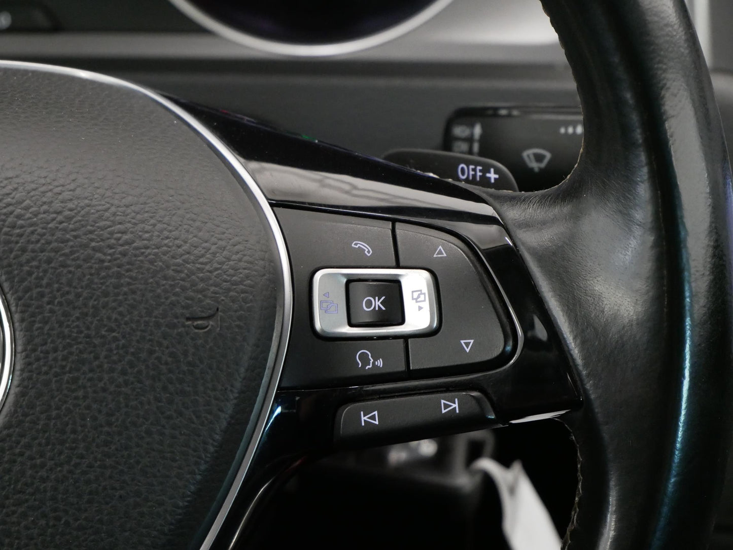 Volkswagen Golf 2.0TDI LOUNGE