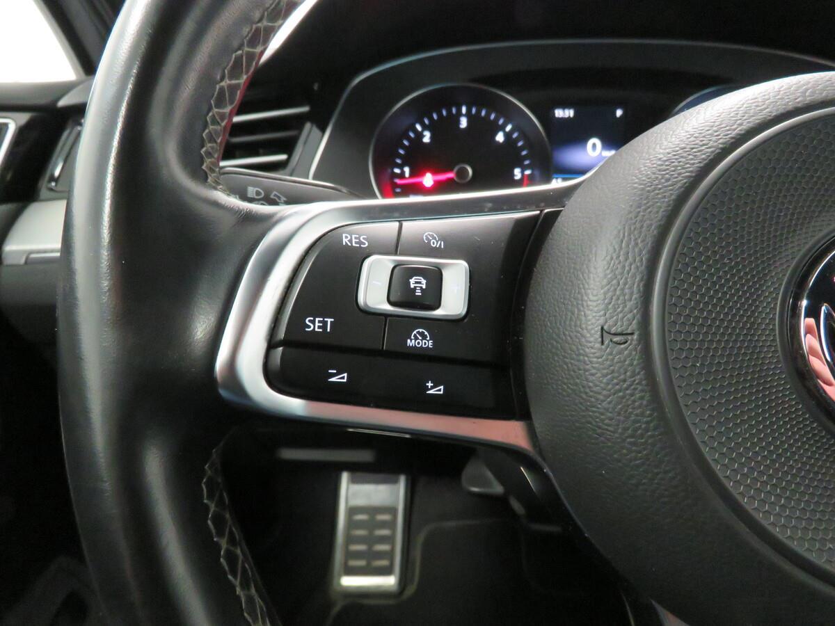 Volkswagen Passat 2.0 TDI 140 kW R-line