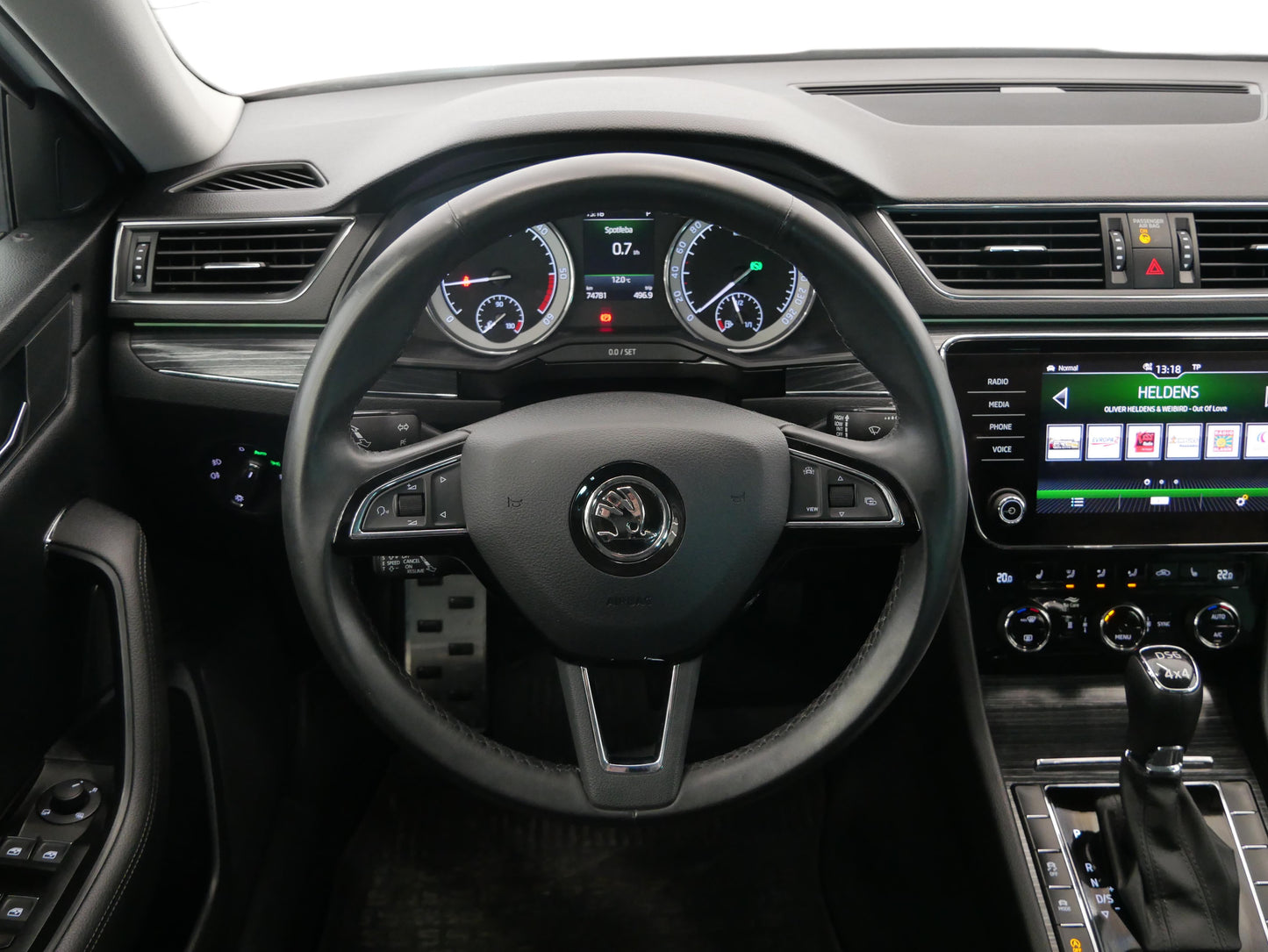 Škoda Superb 2.0 TDI 140 kW Style Business