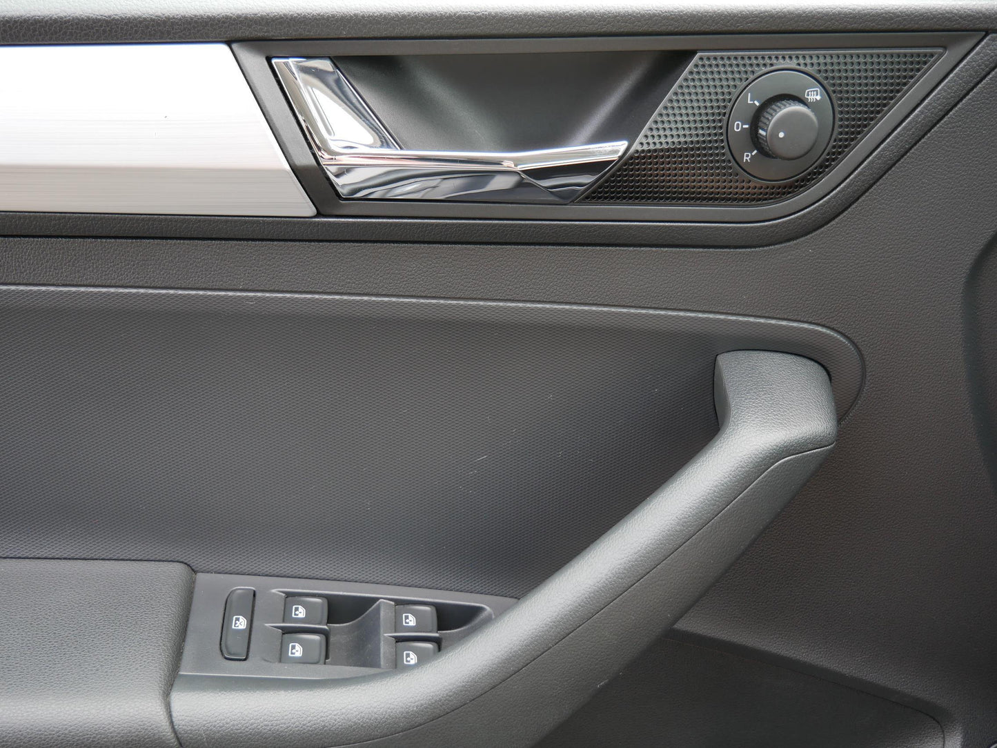 Škoda Rapid 1.0 TSI 81 kW Ambition +