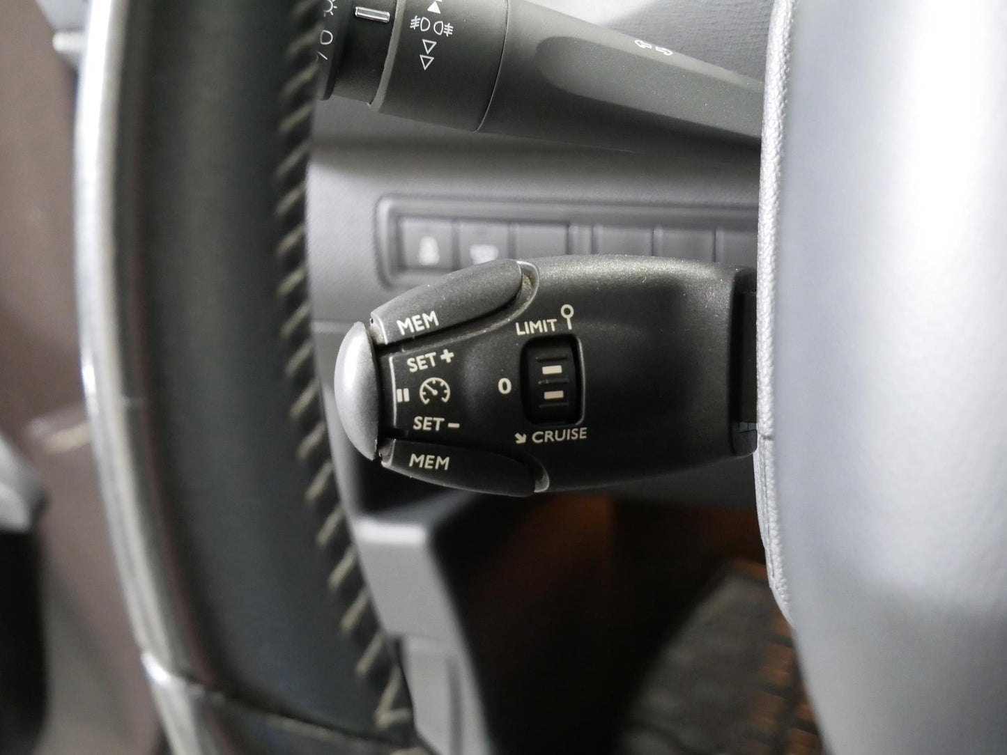 Peugeot 308 2.0 HDI 110 kW Allure