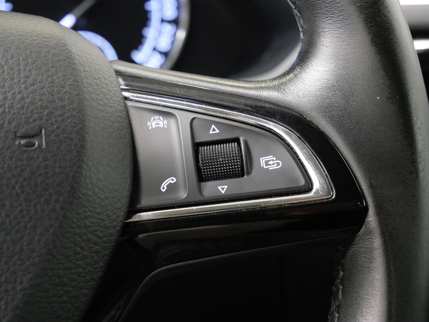 Škoda Superb 2.0 TDI 110 kW Ambition Plus