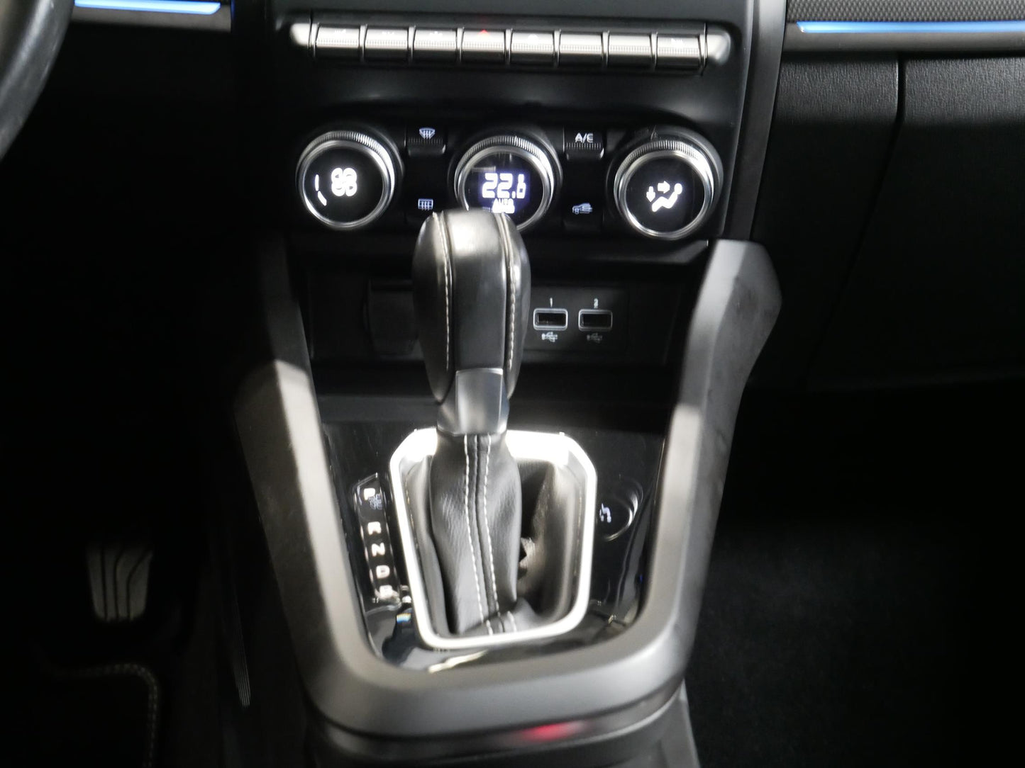 Renault Arkana 1.6i E-tech 69 kW INTENS