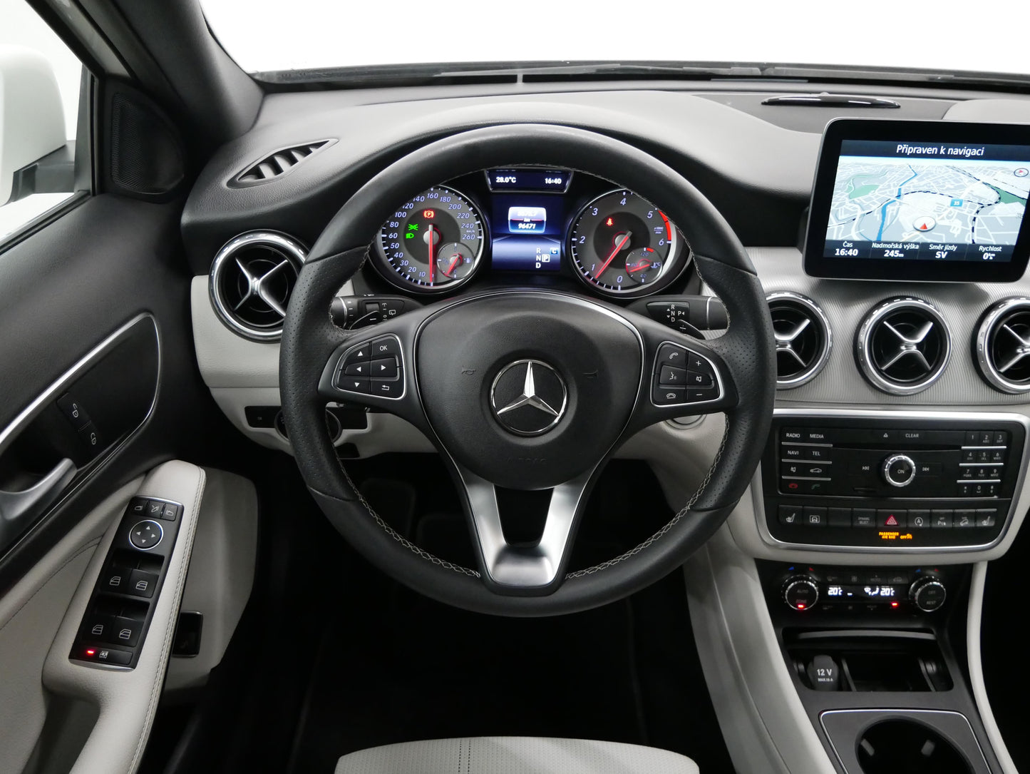 Mercedes-Benz GLA 200d 100 kW 4MATIC Urban