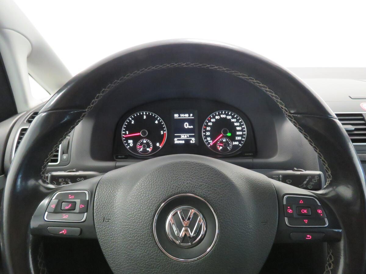 Volkswagen Touran 2.0 TDi 103 kW MATCH