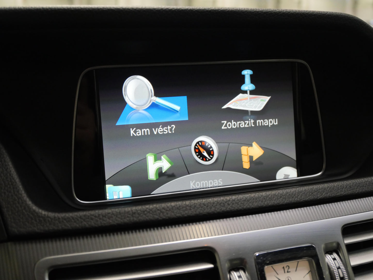 Mercedes-Benz E-Class 220 CDI 125 kW 4 Matic