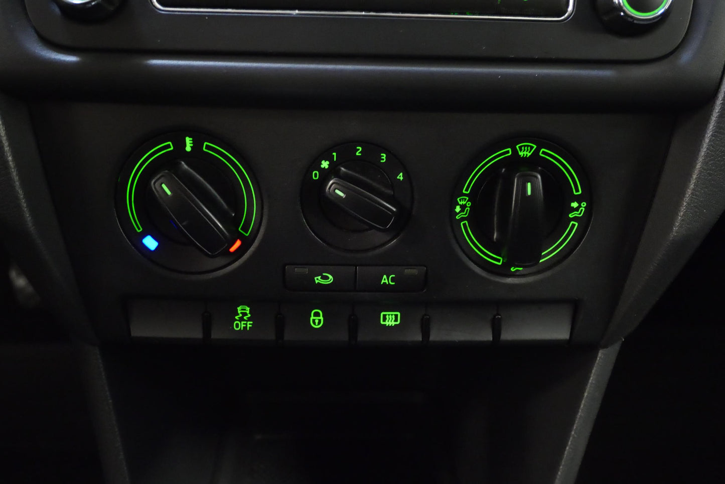 ŠKODA Rapid 1.2 TSI 63 kW Ambition Plus