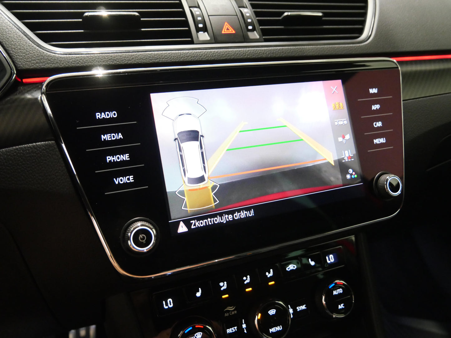 Škoda Superb 2.0 TDI 110 kW SportLine