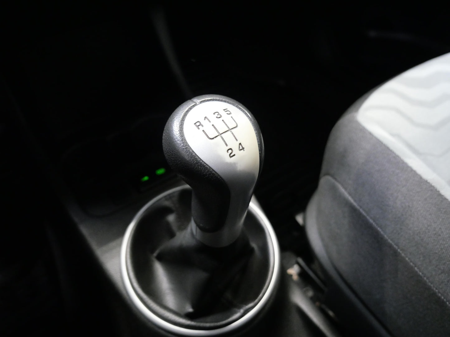 Škoda Fabia 1.2 HTP 44 kW Ambiente