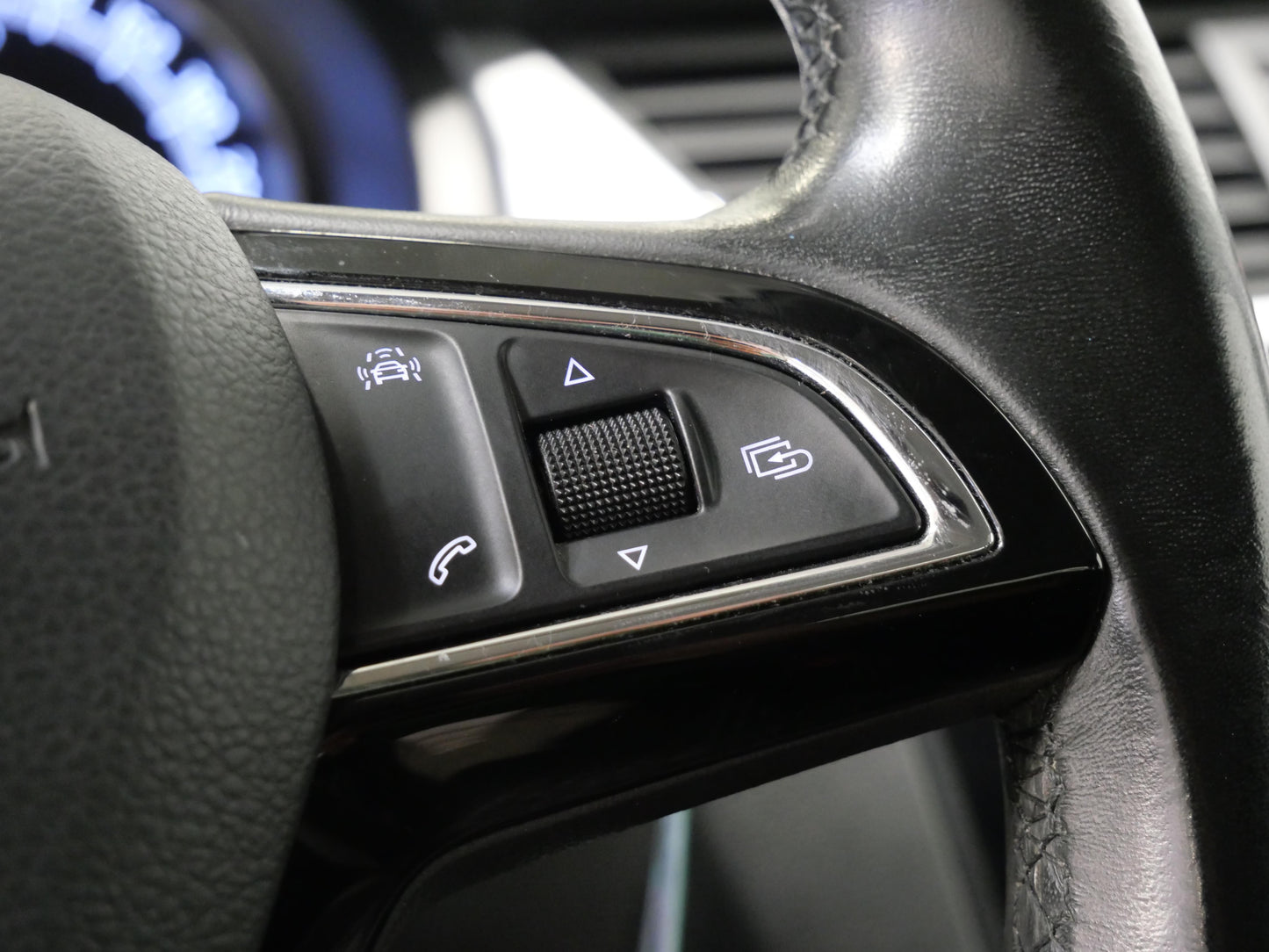 Škoda Rapid 1.4 TDI 66 kW Ambition Plus