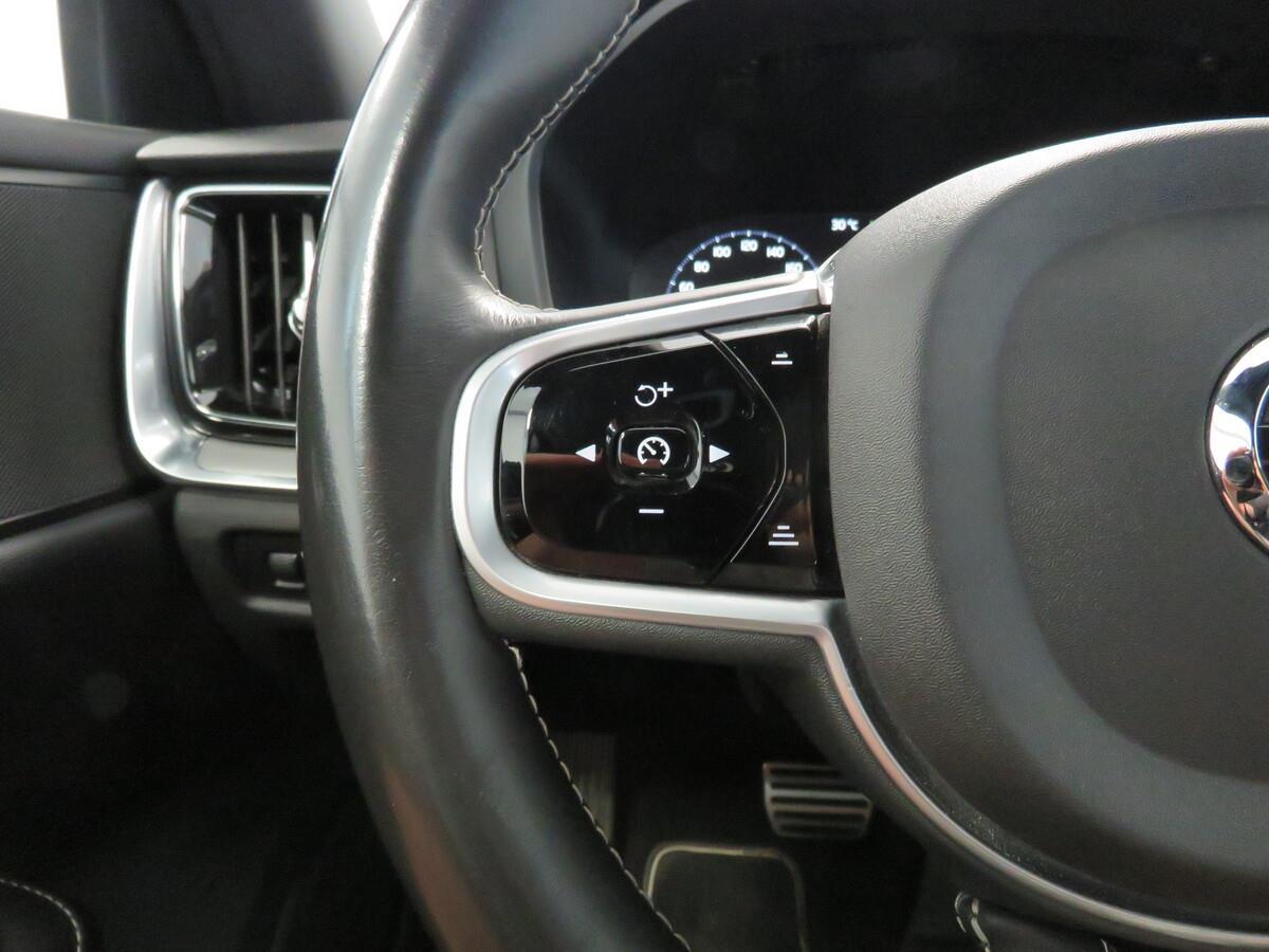 Volvo S60 T5 184 kW R-DESIGN