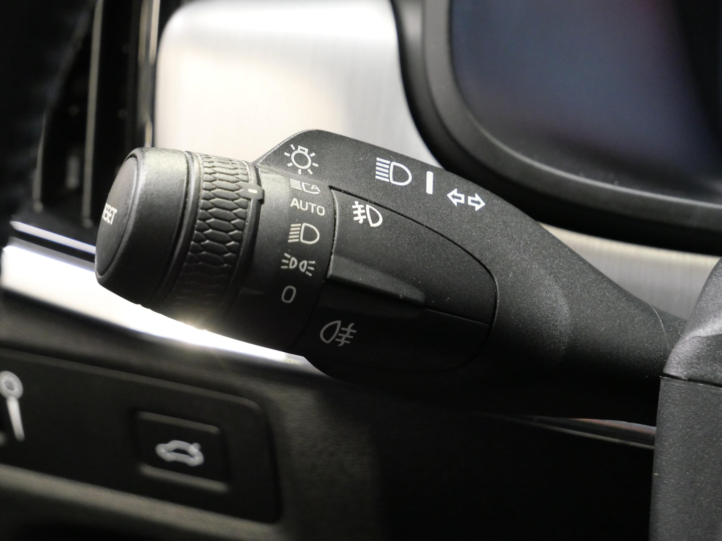 Volvo V90 2.0 D4 140 kW Momentum