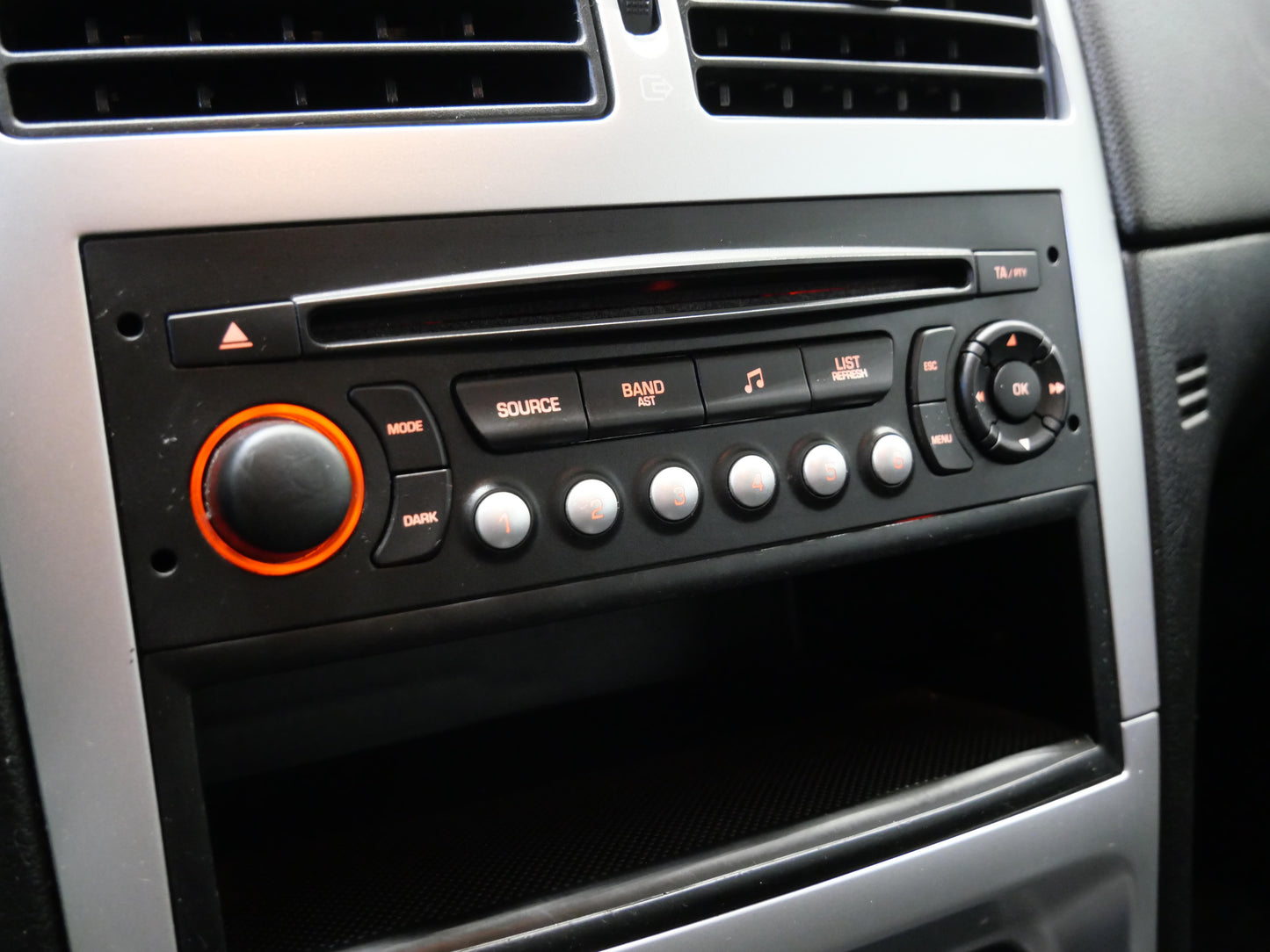 Peugeot 307 1.6 HDI 80 kW XR Presence