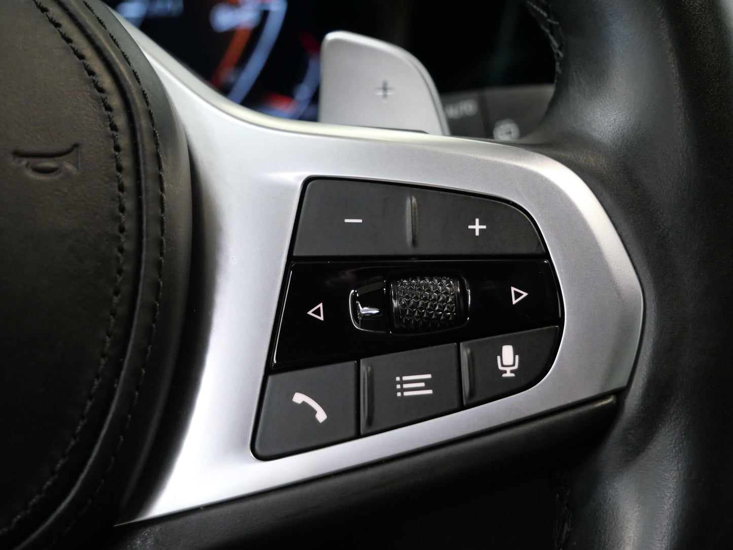 BMW Řada 3 320d 140 kW xDrive M paket