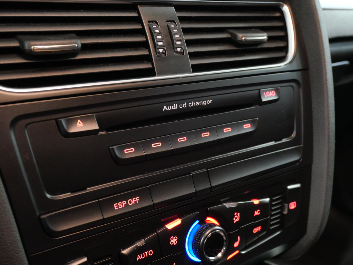 Audi A4 2.0 TDI 105 kW Attraction
