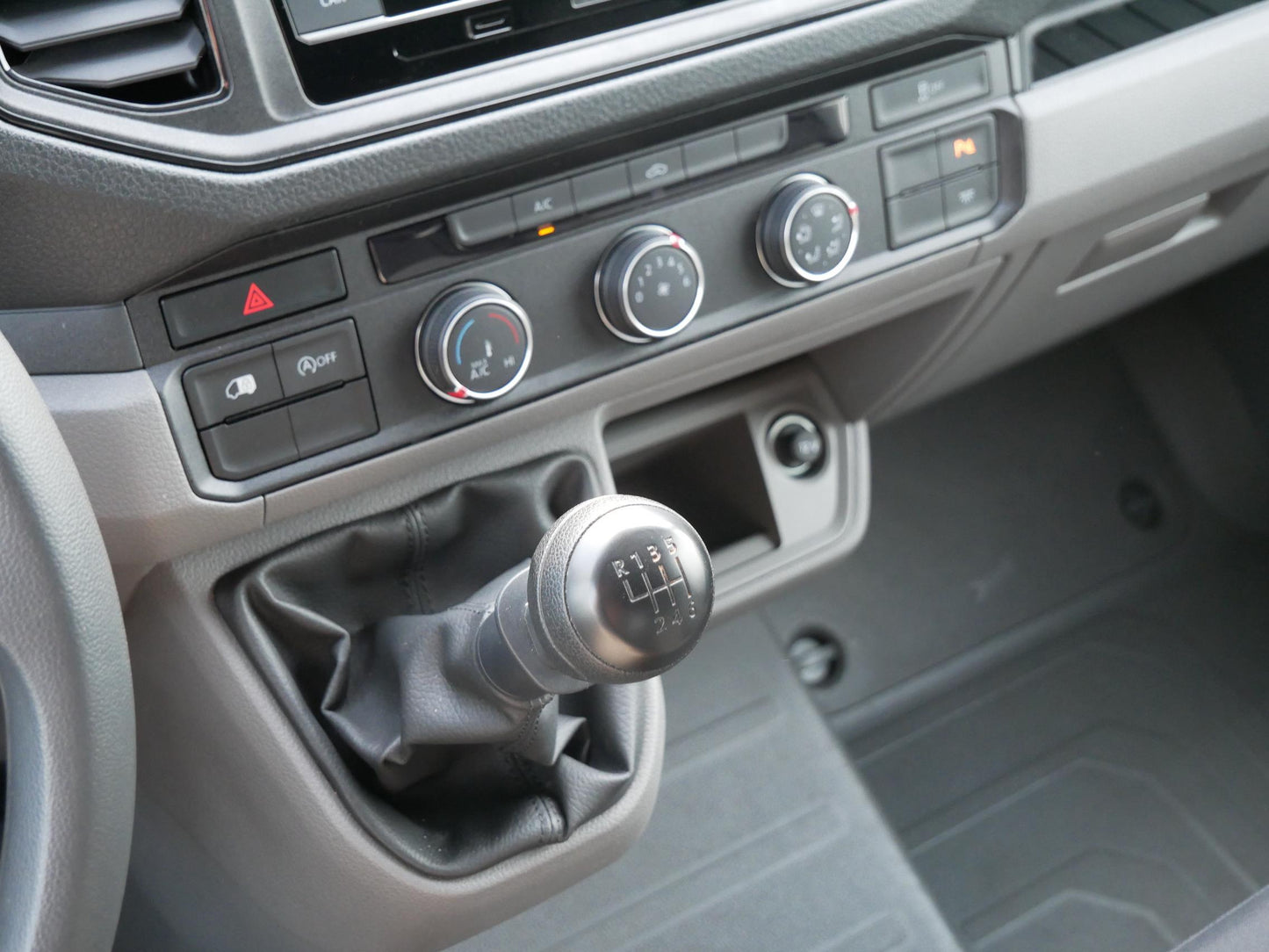 Volkswagen Crafter 2.0 TDI 103 kW DR