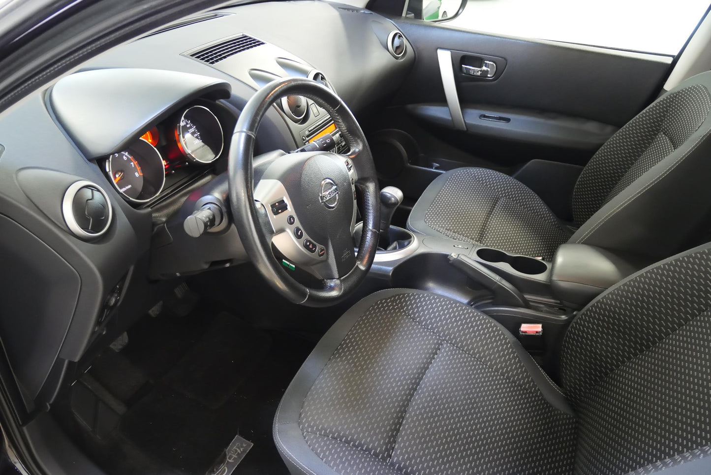 Nissan Qashqai 1.6i, 84 kW