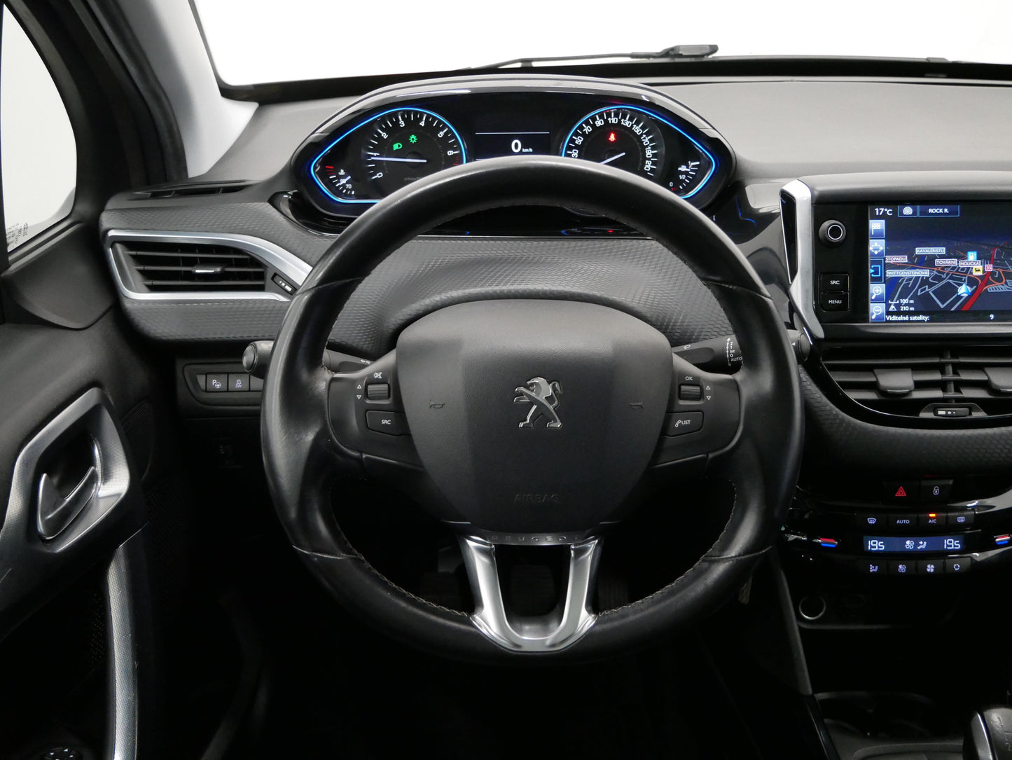 Peugeot 2008 1.2 VTI 60 kW Allure
