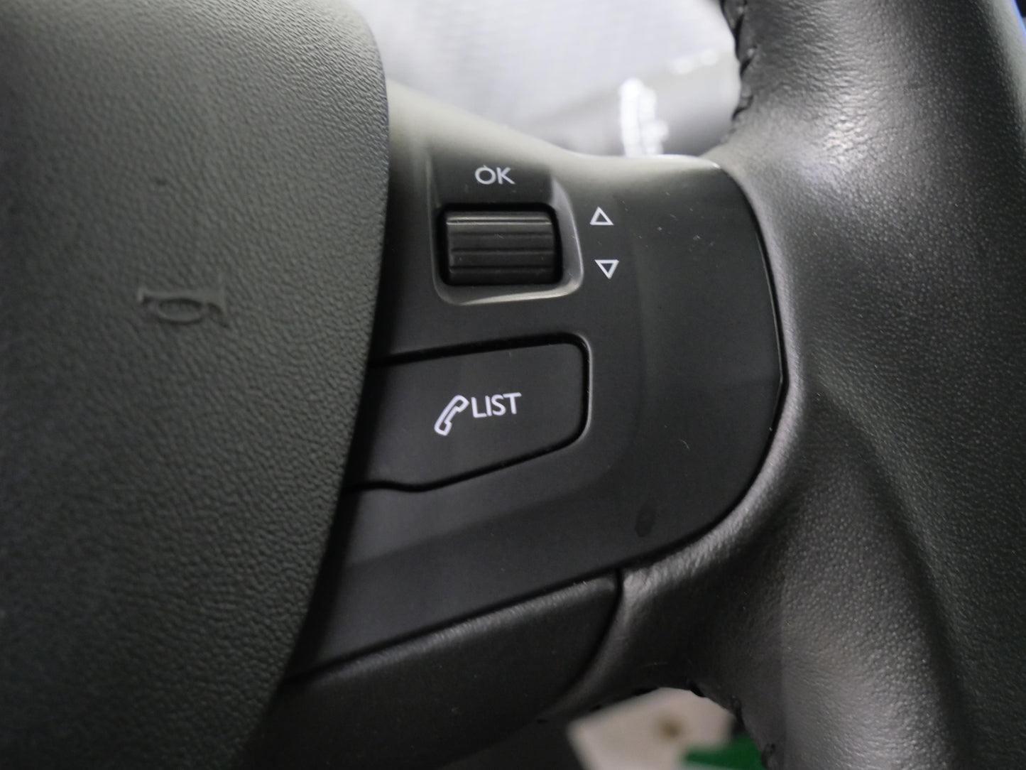 Peugeot 2008 1.2 PureTECH 81 kW Active