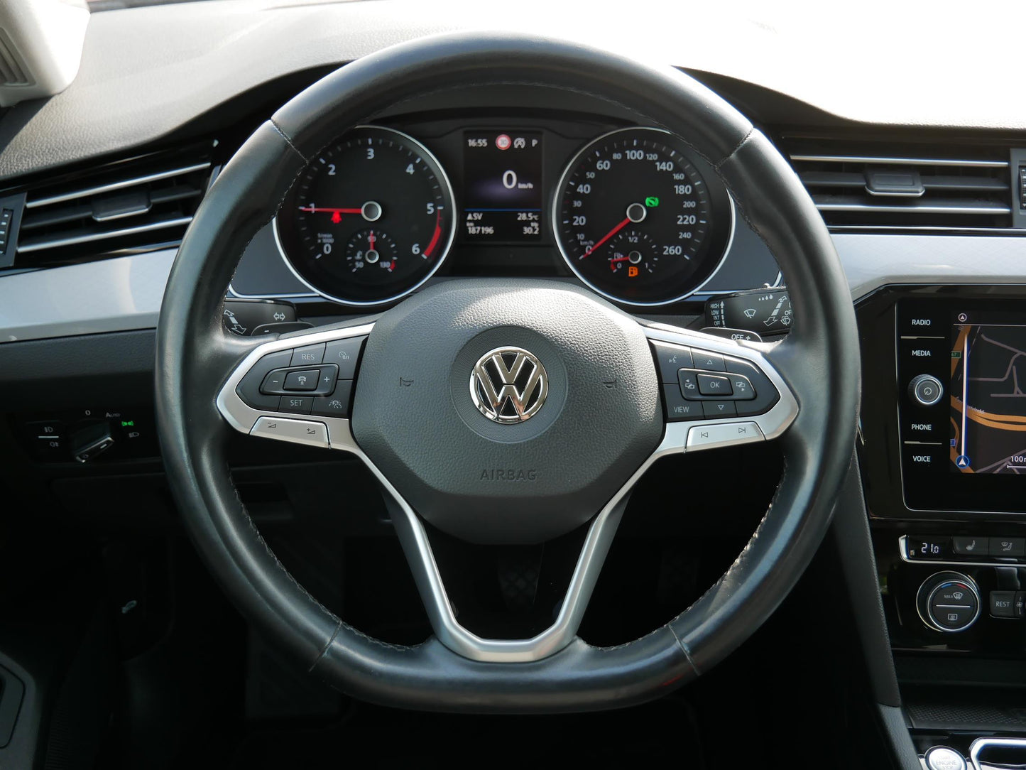 Volkswagen Passat 2.0 TDI 110 kW Business