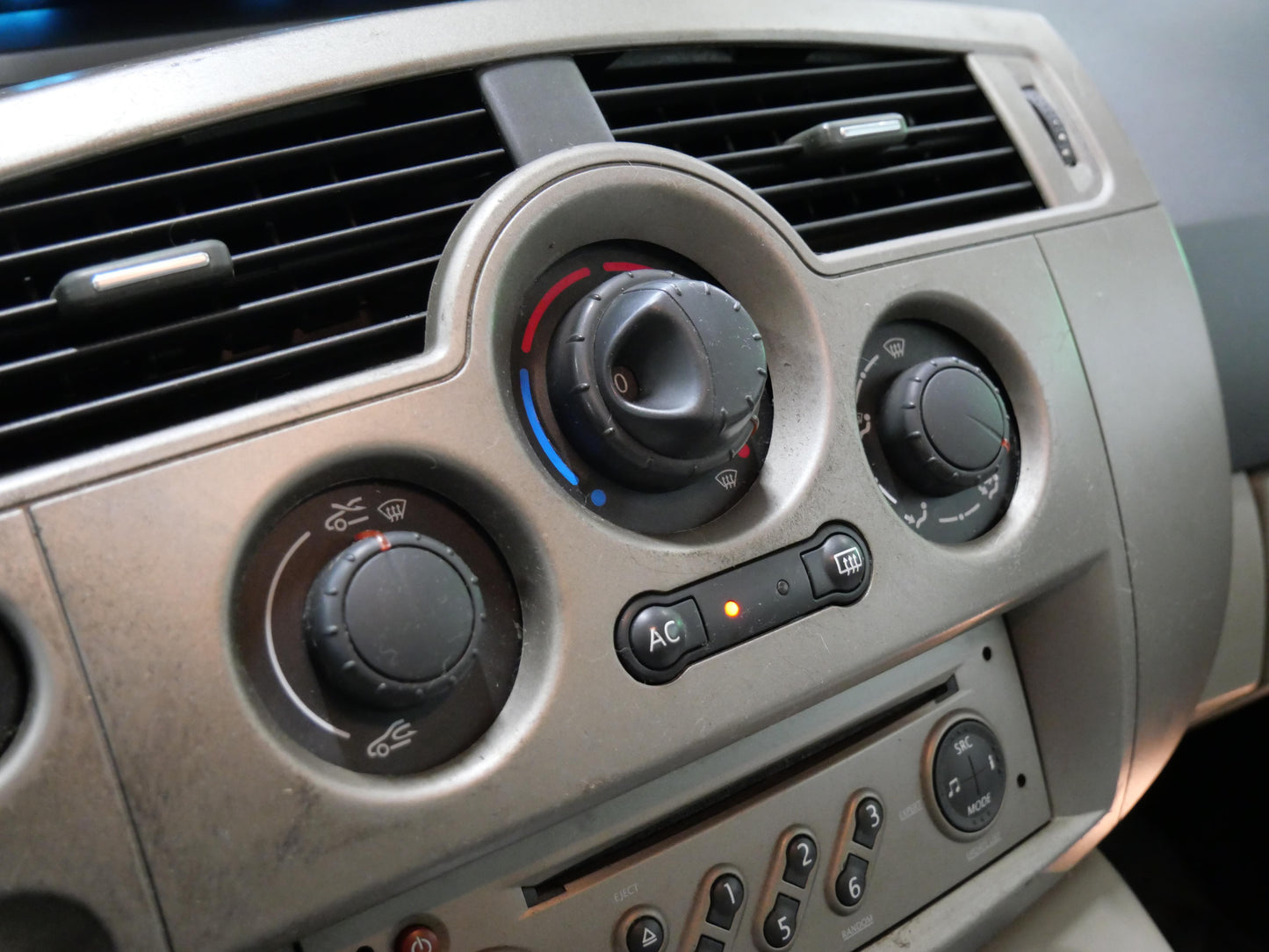 Renault Scénic 1.6 16V 82 kW