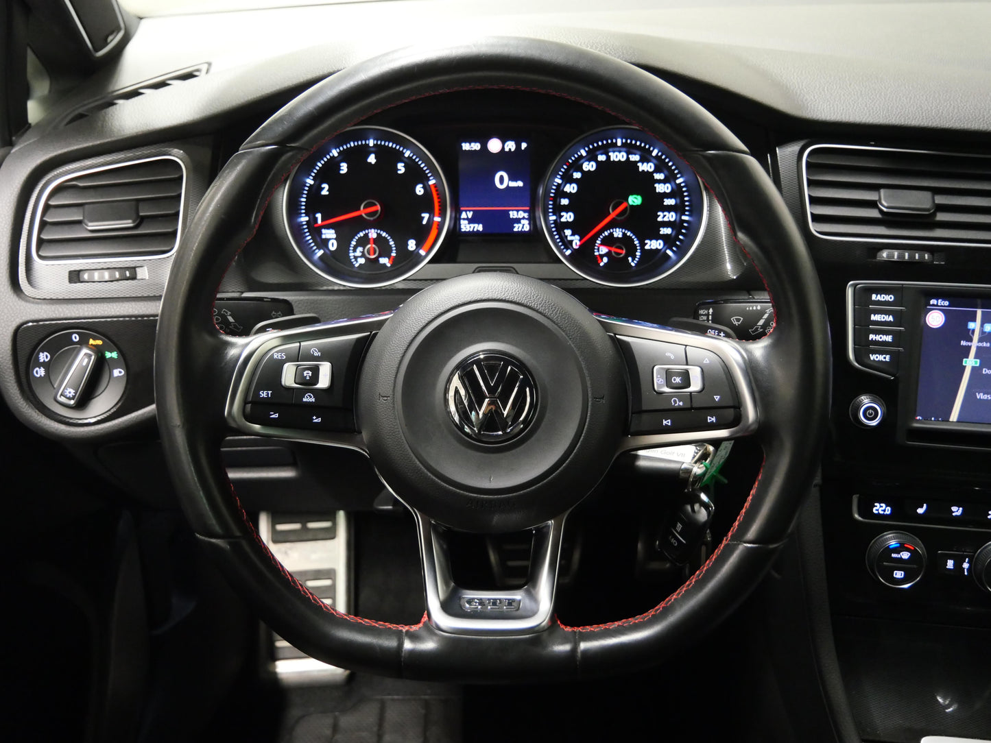 Volkswagen Golf 2.0 TSI 162 kW GTI