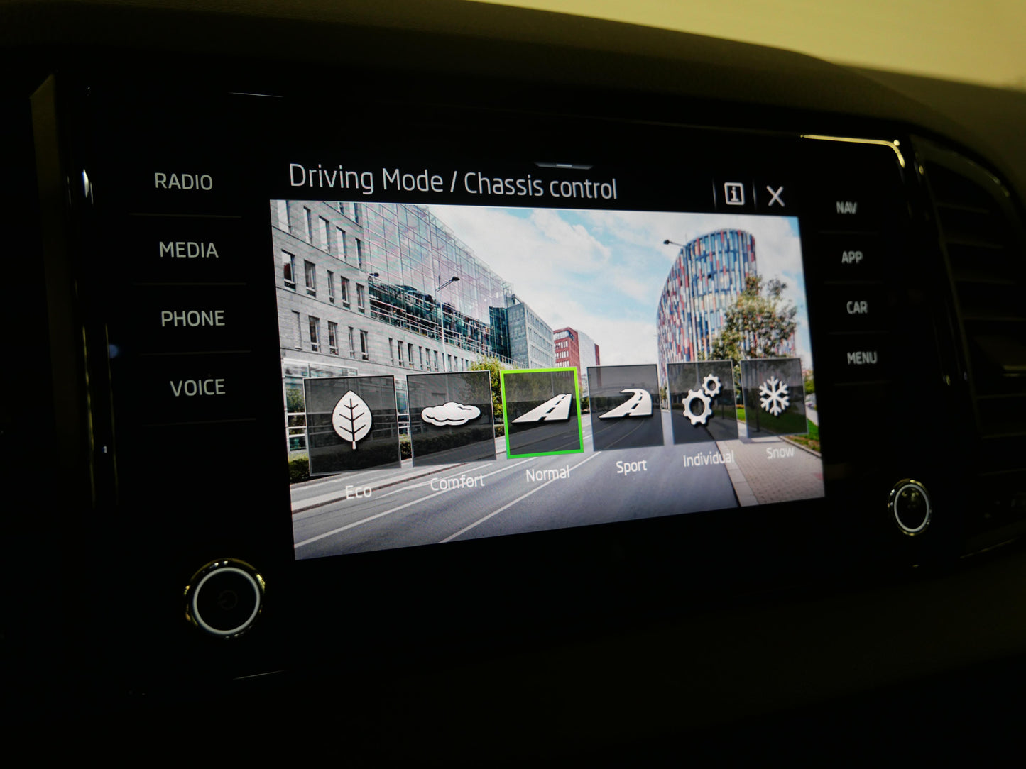 Škoda Karoq 2.0 TDI 110 kW Sportline