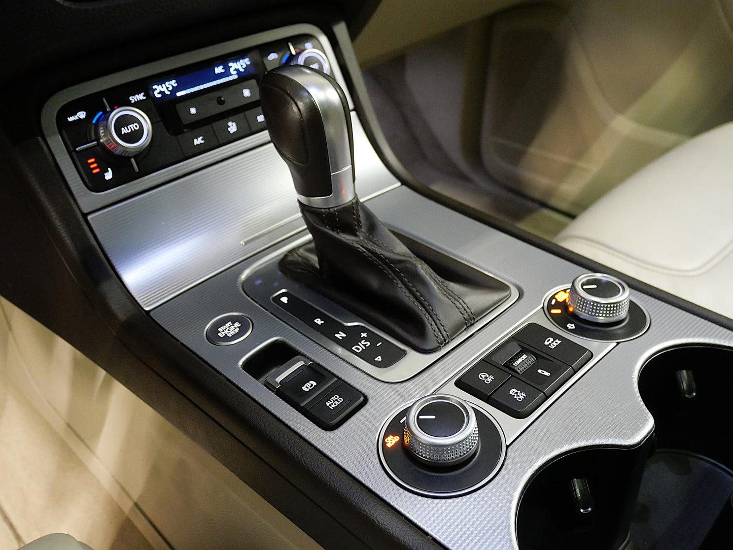 Volkswagen Touareg 3.0 TDI V6 193 kW R-line
