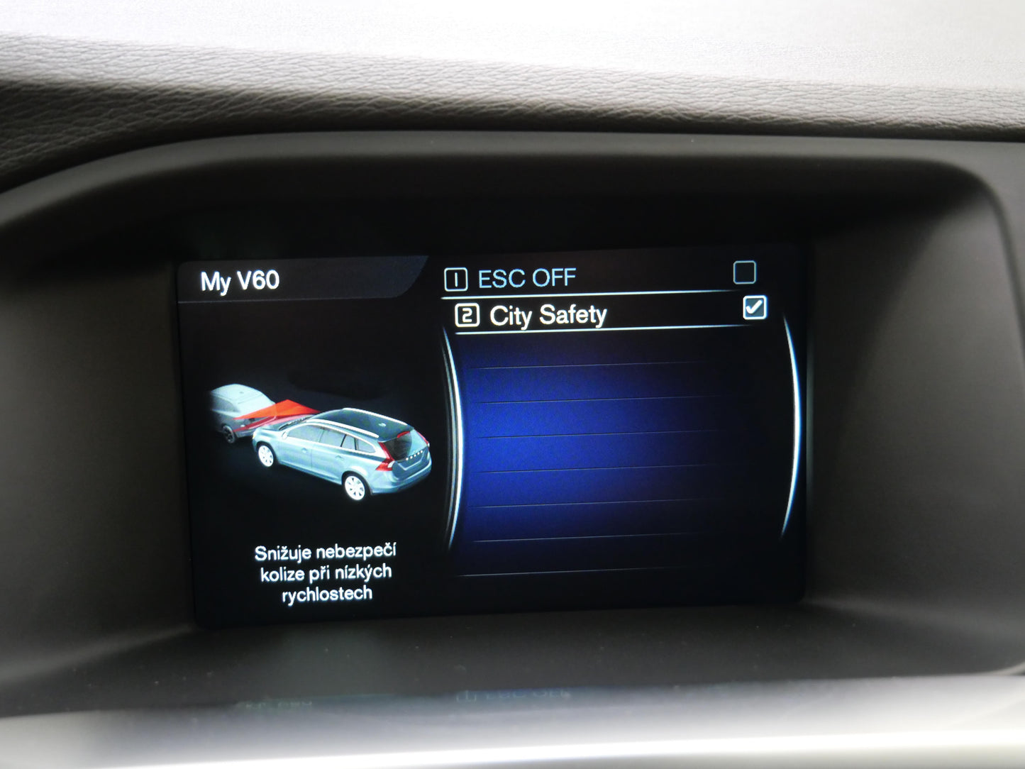 Volvo V60 D4 133 kW Drive-E Summum