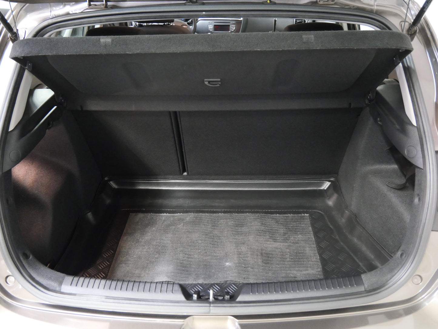 Kia Cee´d 1.4i 73 kW