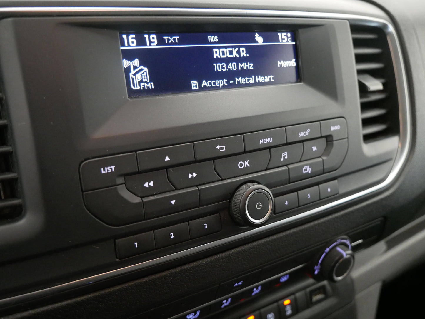 Citroën Jumpy L1H1 2.0 HDI 110 kW 6 Míst