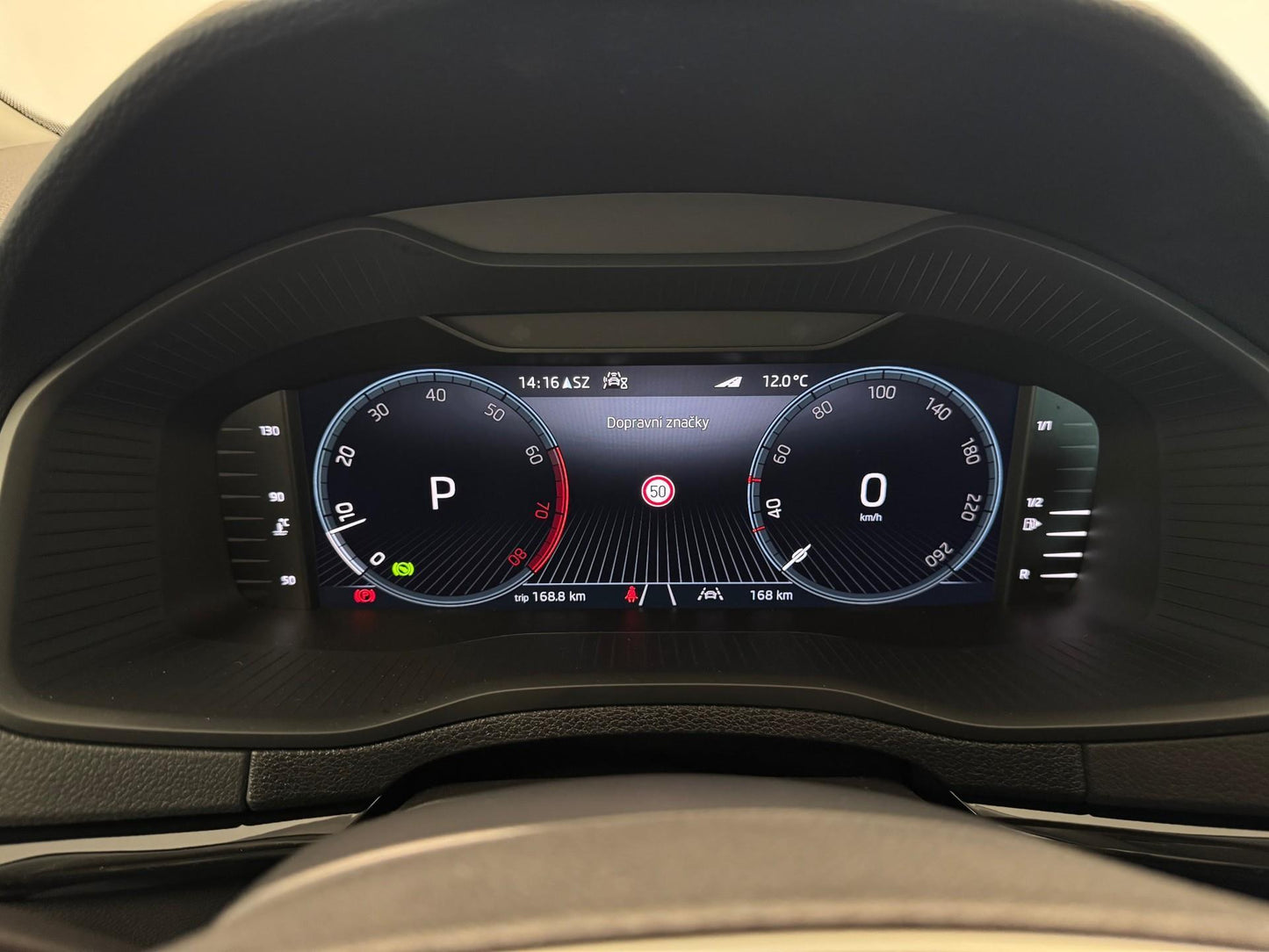 Škoda Karoq 1.5 TSI Top Selection