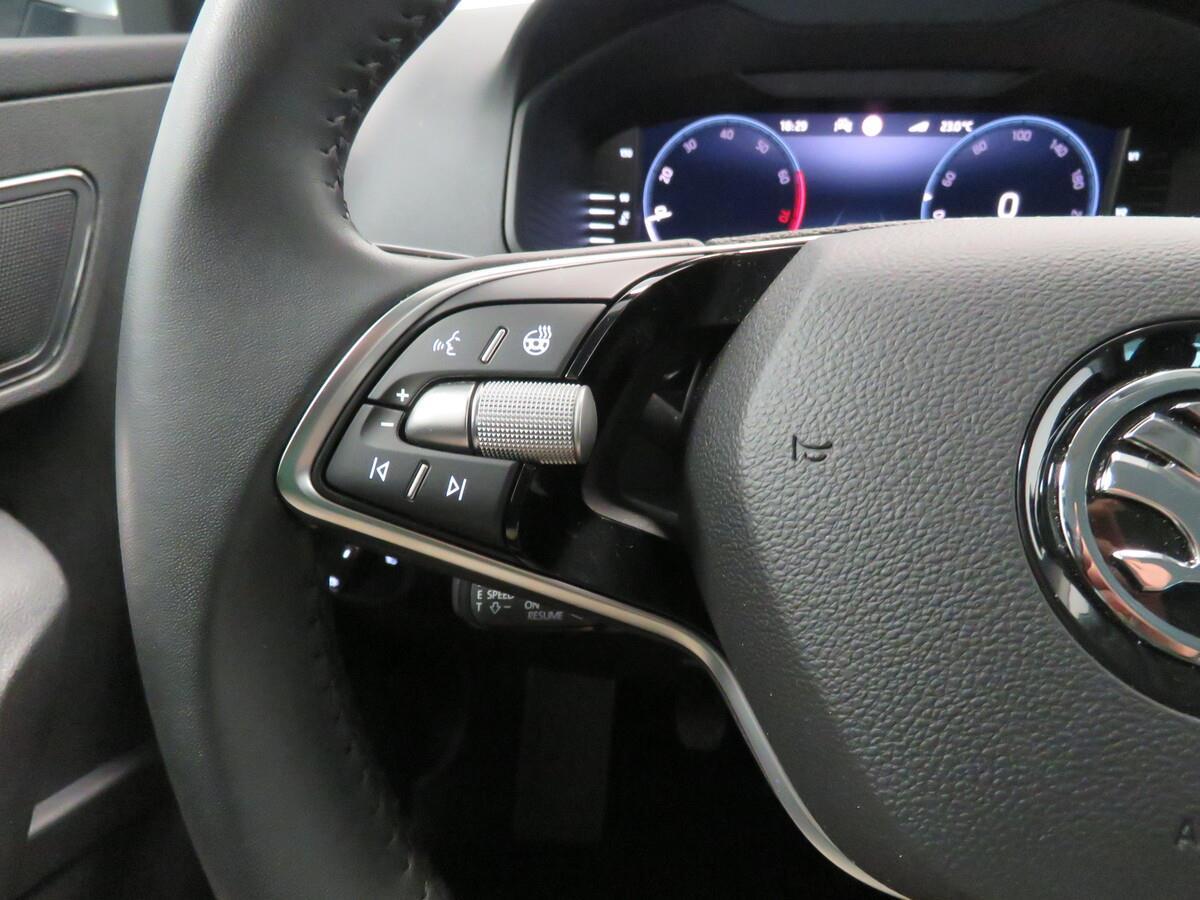 Škoda Karoq 1.5 TSI 110 kW Top Selection