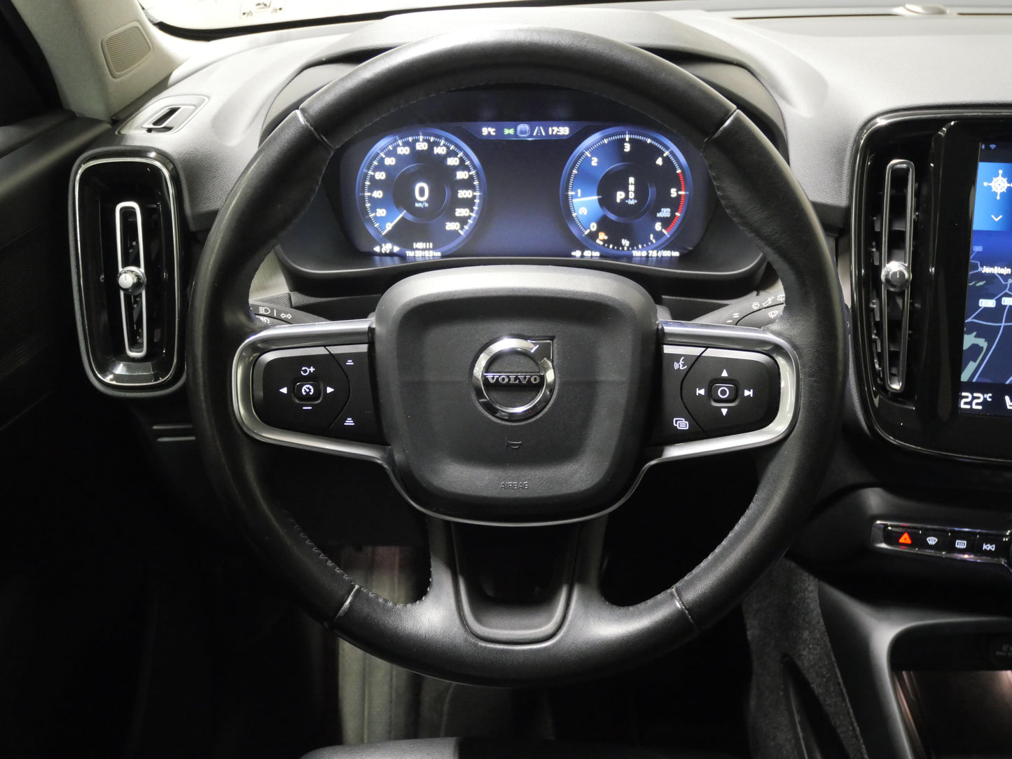 Volvo XC40 2.0 D4 140 kW Insciption