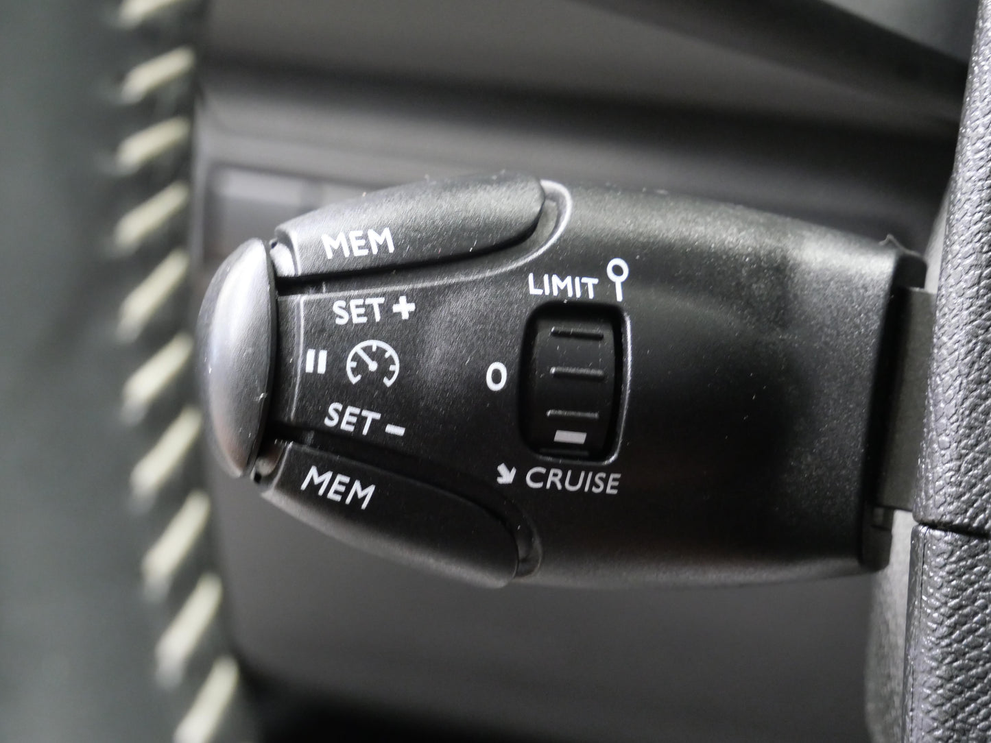 Peugeot 308 1.2 PureTech 96 kW Active