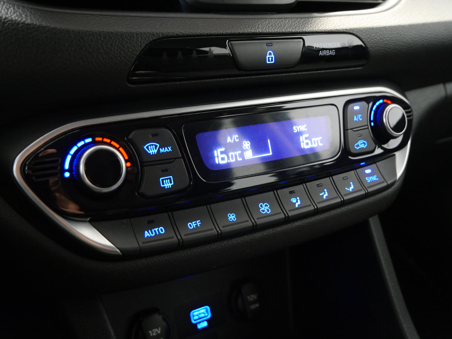 Hyundai i30 1.6 CRDI 85 kW Smart
