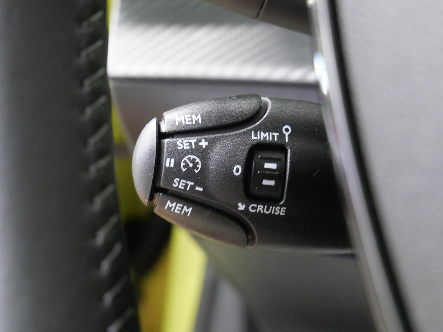 Peugeot 208 1.2 PureTech 55 kW Active