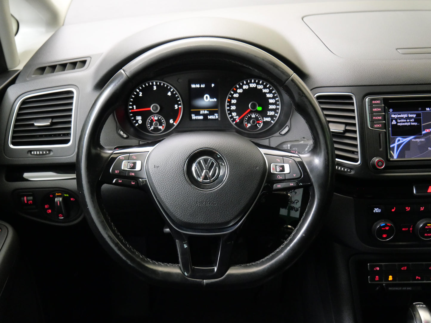 Volkswagen Sharan 2.0 TDI 130 kW DSG Highline