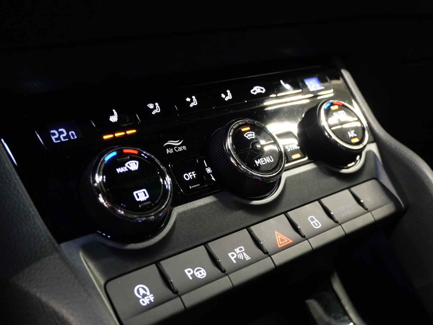Škoda Karoq 2.0 TSI 140 kW 4x4 SportLine