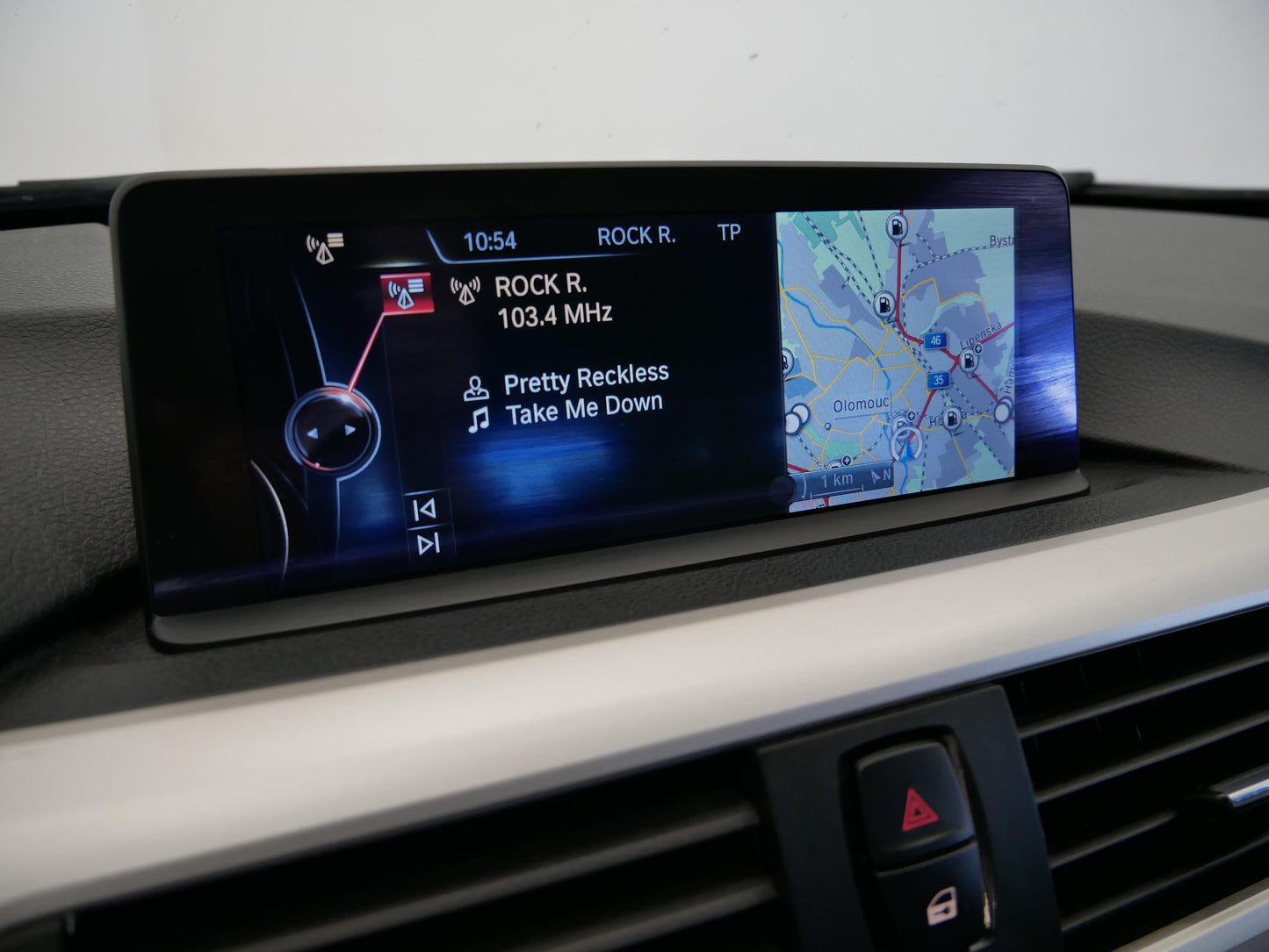 BMW Řada 3 318d 105 kW xDrive Touring