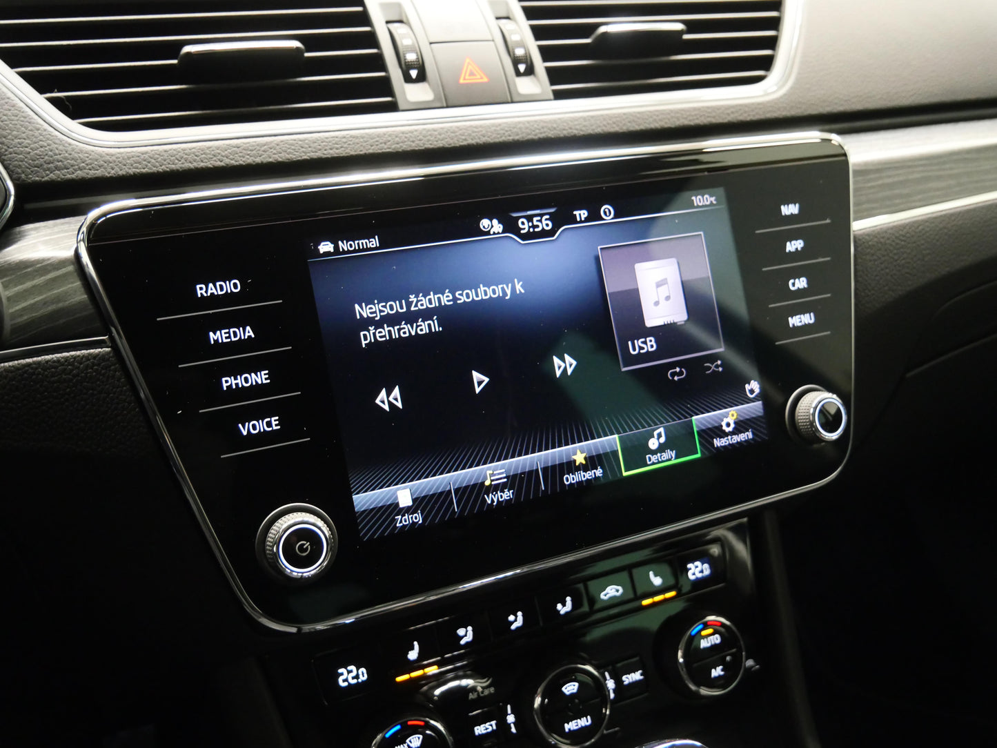 Škoda Superb 2.0 TDI 110 kW Style TOP