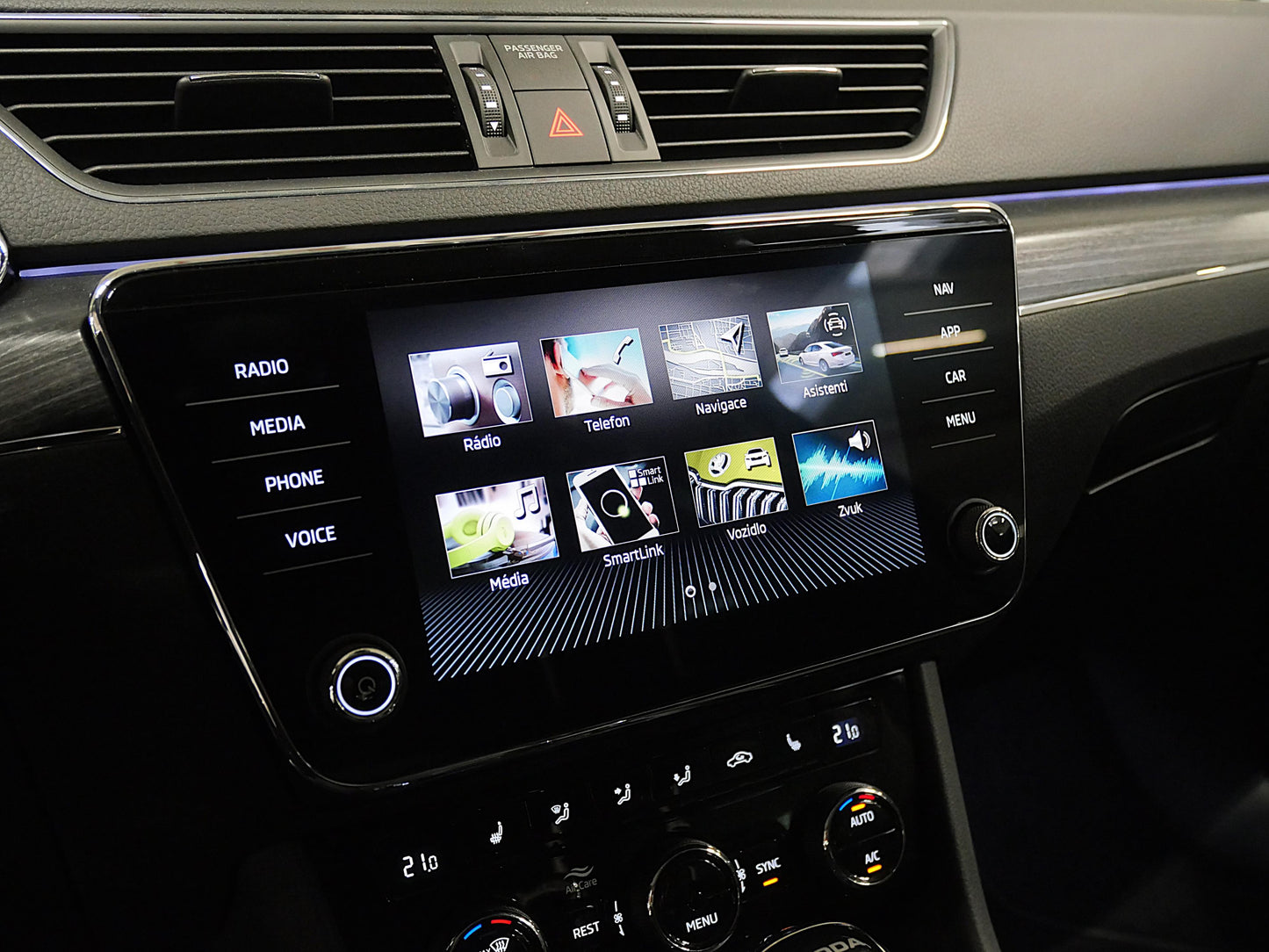 Škoda Superb 2.0 TDI 110 kW Style Plus